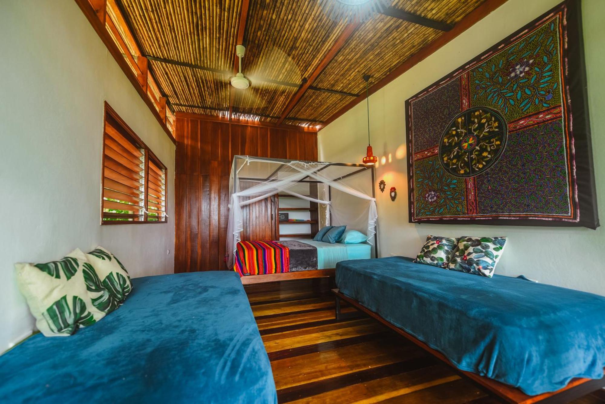 卡维塔Selva Madre Eco-Sanctuary公寓式酒店 外观 照片
