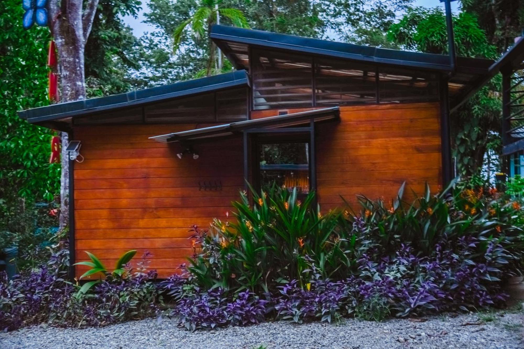 卡维塔Selva Madre Eco-Sanctuary公寓式酒店 外观 照片